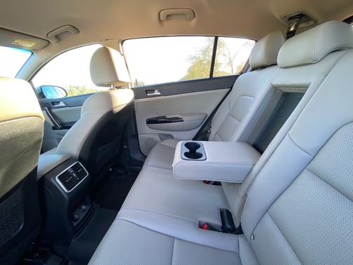 2020 Kia Sportage EX