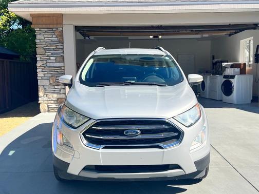 Silver 2019 Ford EcoSport Titanium