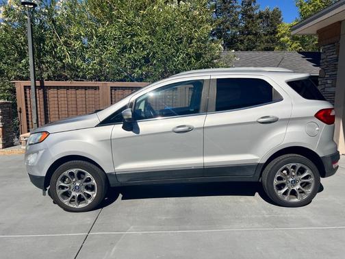 Silver 2019 Ford EcoSport Titanium