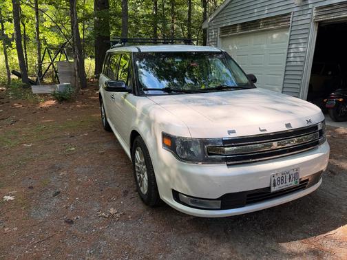 White 2019 Ford Flex SEL