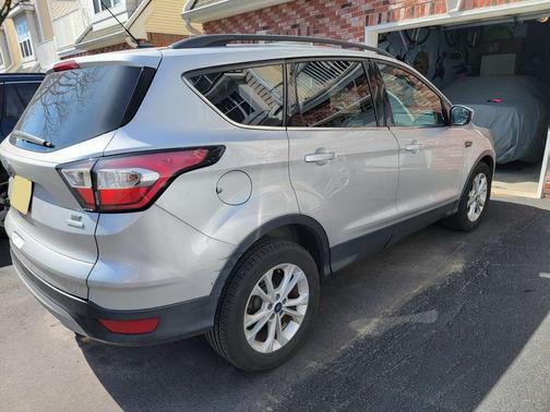 Silver 2018 Ford Escape SE