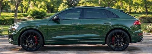 Green 2022 Audi SQ8 4.0T Prestige