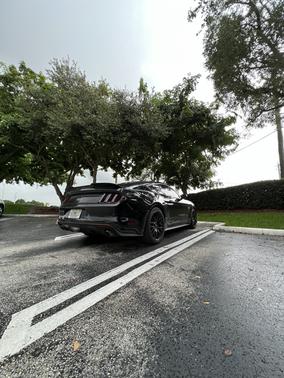 Black 2017 Ford Mustang GT Premium
