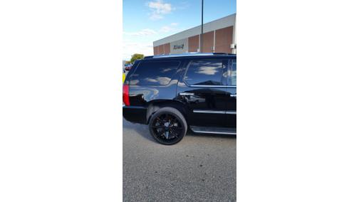 Photo 4 of 8 of 2007 Cadillac Escalade Base