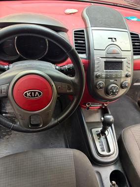 Black 2010 Kia Soul sport
