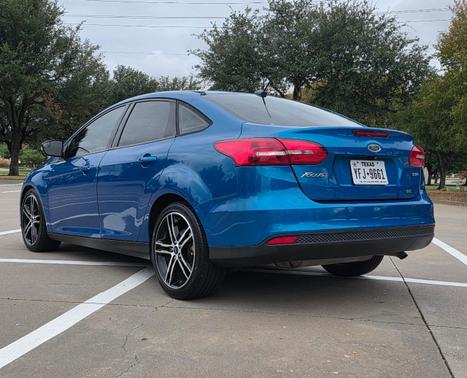 Blue 2017 Ford Focus SE