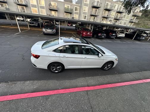 2023 Volkswagen Jetta 1.4T SE