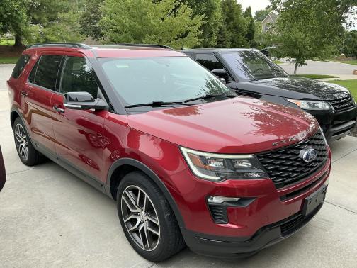 2018 Ford Explorer Sport