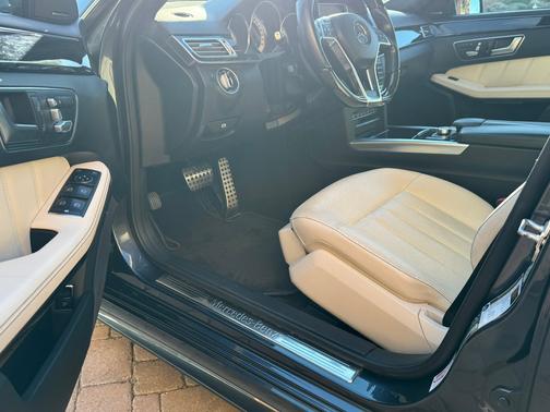 2014 Mercedes-Benz E-Class E 550 4MATIC