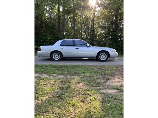 Photo 1 of 13 of 2000 Mercury Grand Marquis LS