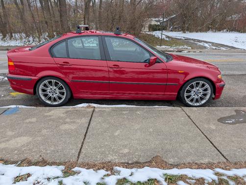2004 BMW 330 i