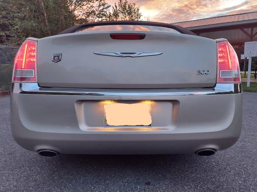 2012 Chrysler 300 Base