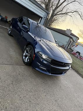 2016 Dodge Charger SXT