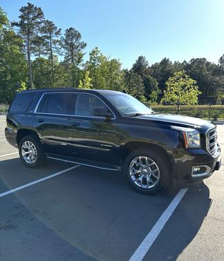 Black 2016 GMC Yukon SLT