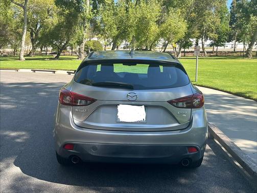 Silver 2016 Mazda Mazda3 i Grand Touring