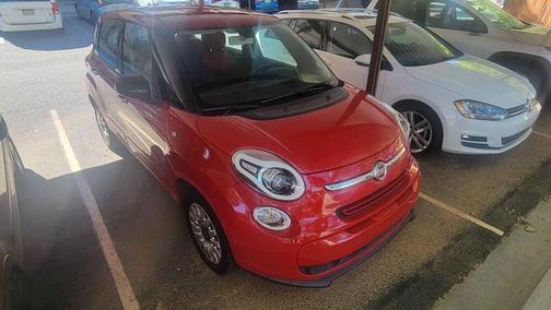 Red 2015 FIAT 500L Pop
