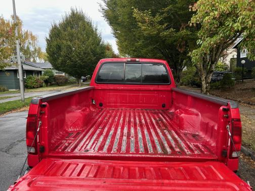 2001 Ford F-350 XL Crew Cab Super Duty