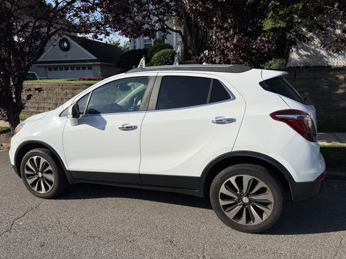 White 2017 Buick Encore Preferred II