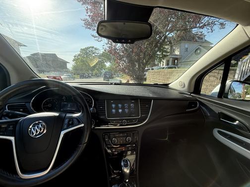 White 2017 Buick Encore Preferred II