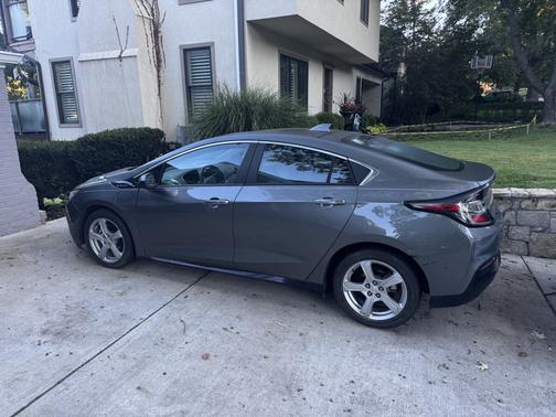 Gray 2017 Chevrolet Volt LT