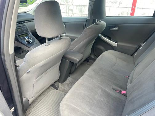 2011 Toyota Prius II