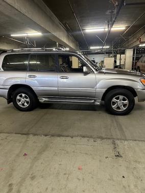 2001 Toyota Land Cruiser Base