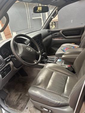2001 Toyota Land Cruiser Base
