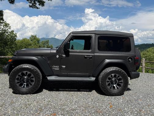 Gray 2019 Jeep Wrangler Sport