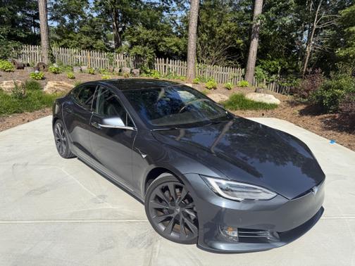 2020 Tesla Model S Long Range
