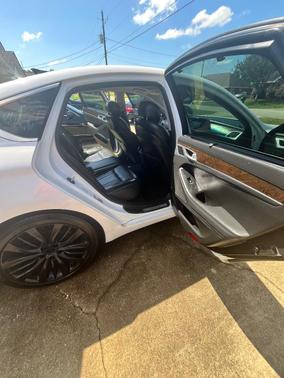 White 2015 Hyundai Genesis 5