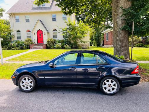 2001 Mercedes-Benz C-Class C240