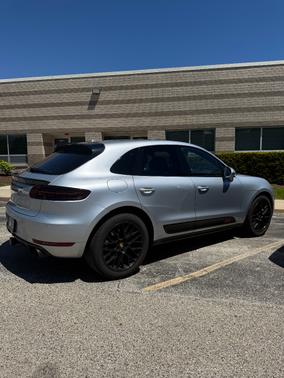 Silver 2018 Porsche Macan Macan GTS