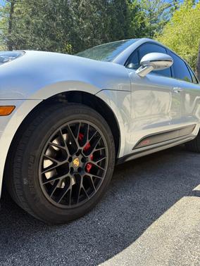Silver 2018 Porsche Macan Macan GTS