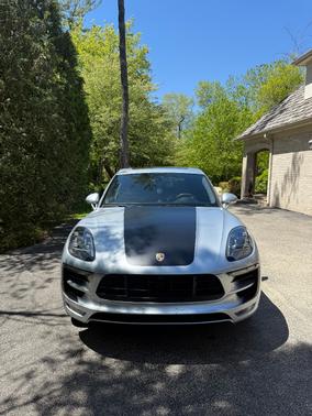 Silver 2018 Porsche Macan Macan GTS