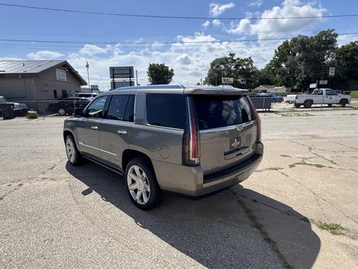 2017 Cadillac Escalade Premium Luxury