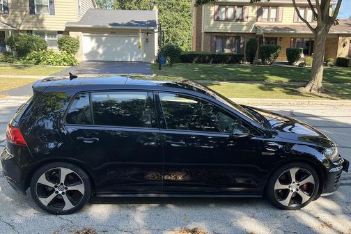 2017 Volkswagen Golf GTI S 4-Door