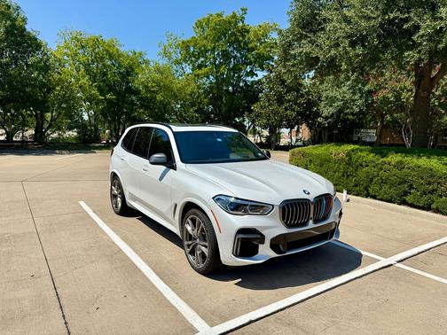 2022 BMW X5 M50i