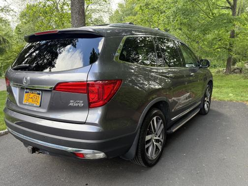 2017 Honda Pilot Elite