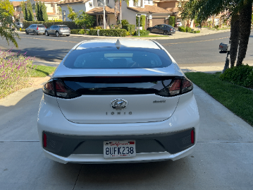 2020 Hyundai IONIQ EV SE