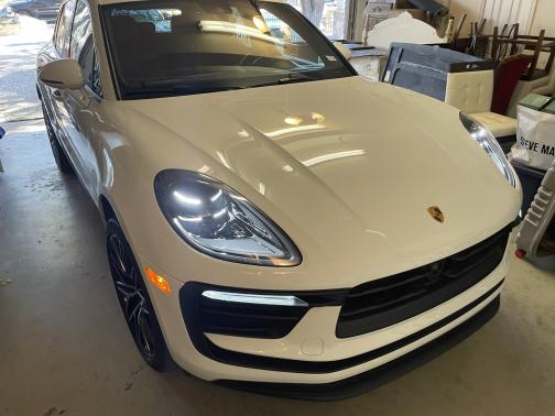 2023 Porsche Macan Base