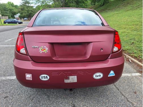 2005 Saturn Ion 2