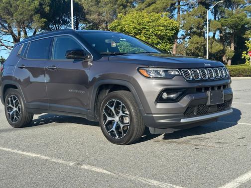 Gray 2024 Jeep Compass Limited