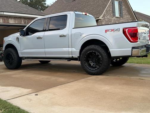 White 2021 Ford F-150 XLT
