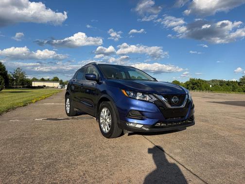 Blue 2021 Nissan Rogue Sport SV