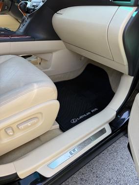 Black 2011 Lexus RX 450h Base