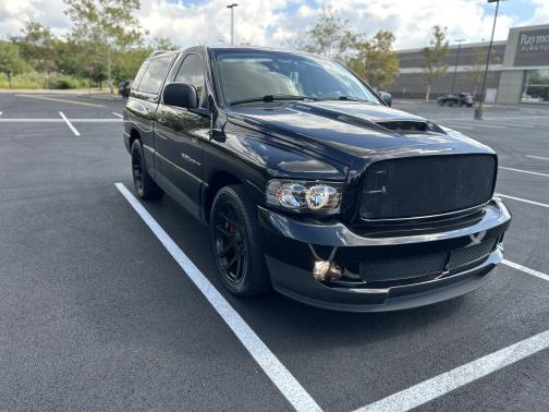 2005 Dodge Ram 1500 SRT-10