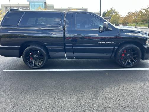 2005 Dodge Ram 1500 SRT-10