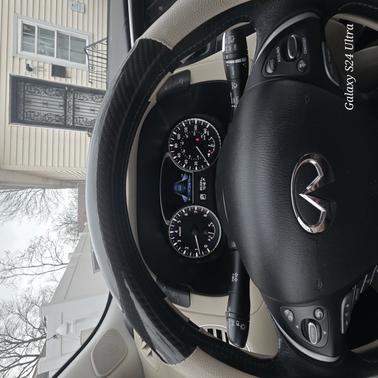 2017 INFINITI QX60 Base