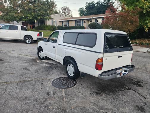 2000 Toyota Tacoma Base
