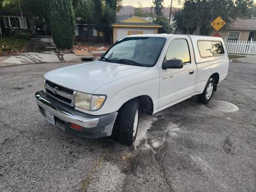2000 Toyota Tacoma Base
